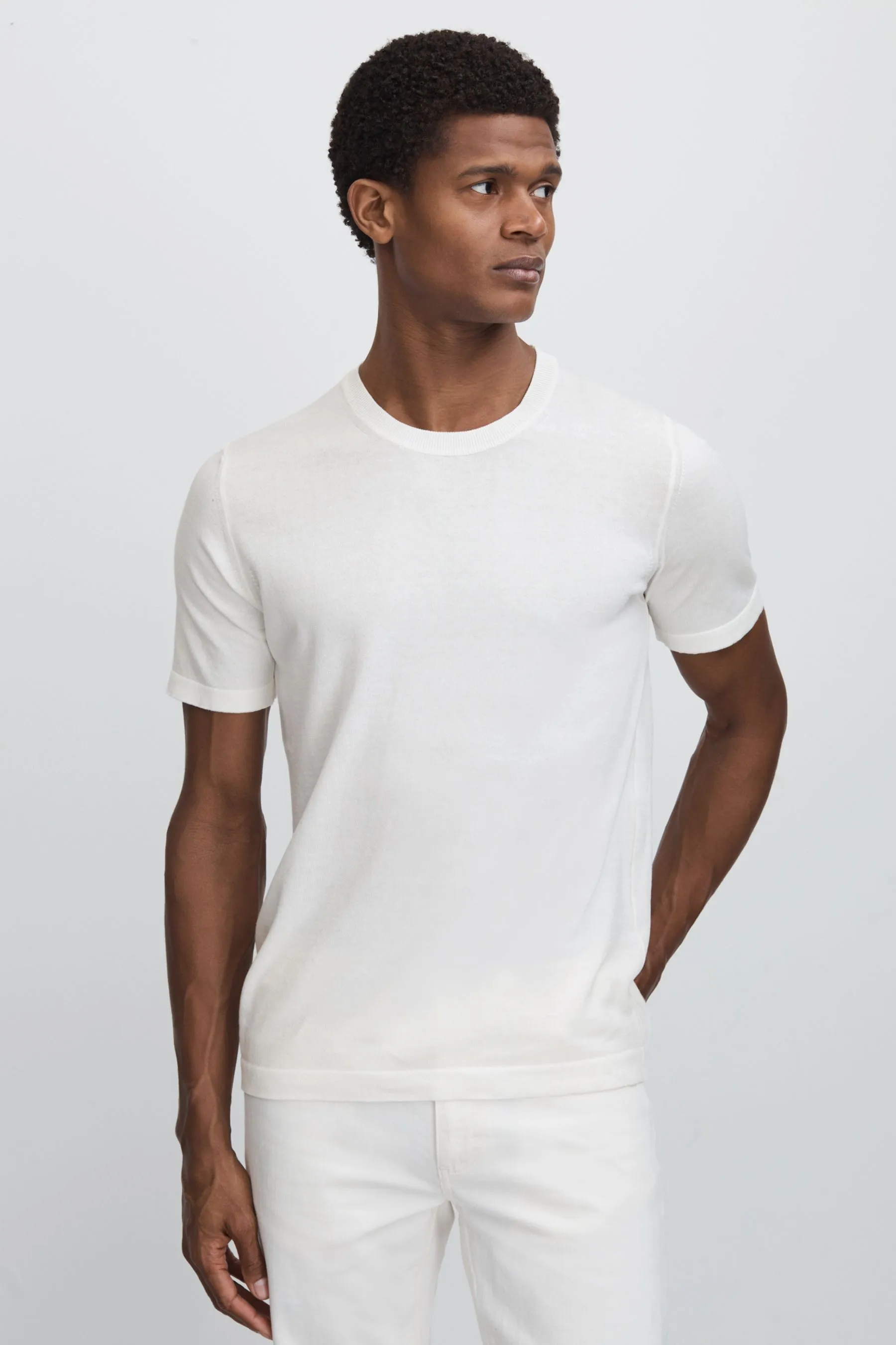 Oscar Jacobson Knitted Cotton Crew Neck T-Shirt    